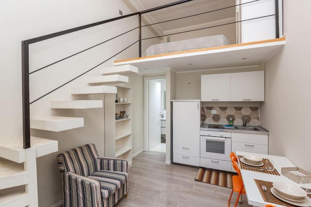 In Verticale Turin Luaran gambar